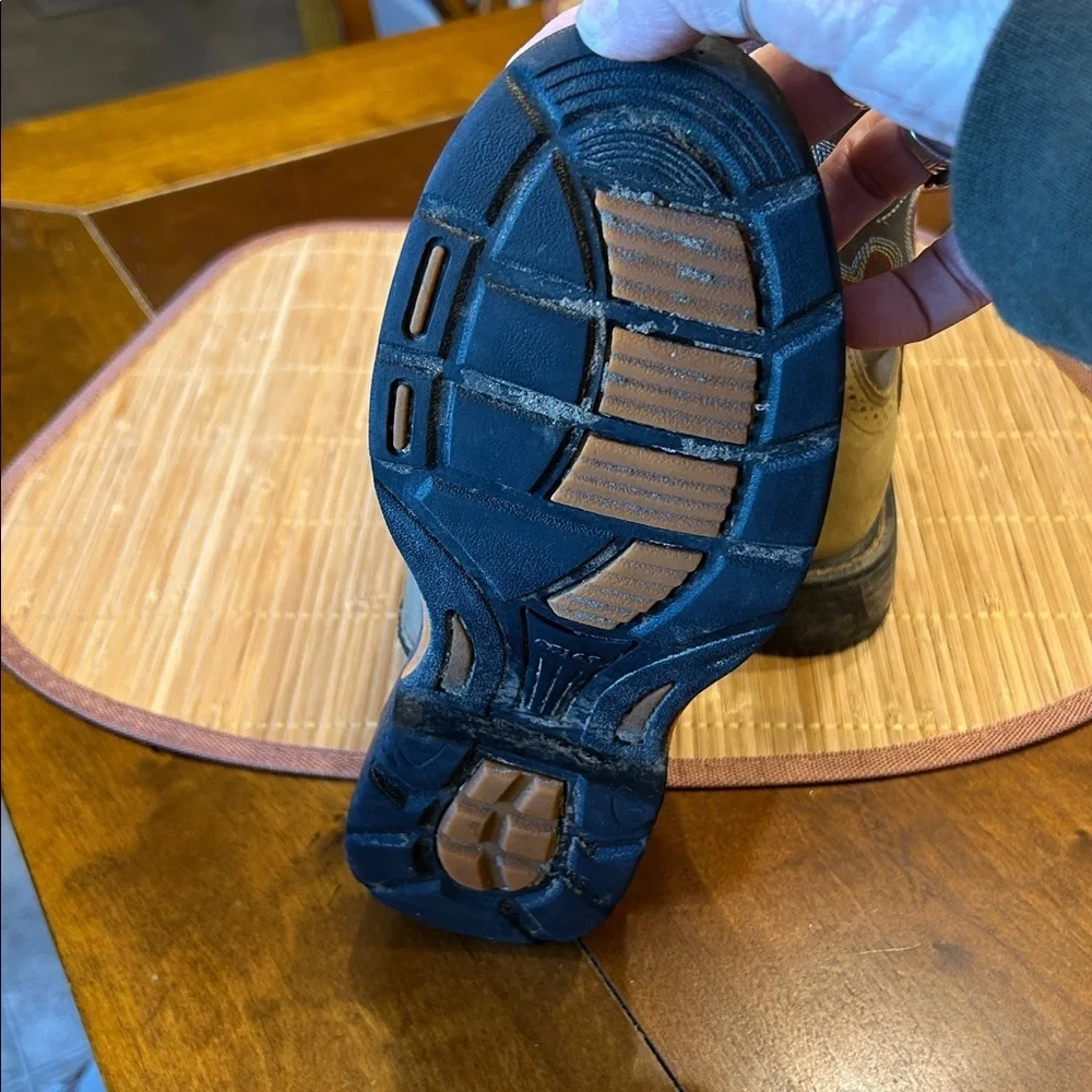 ARIAT BOYS WORKHOG PULL ON WESTERN BOOTS SZ 1